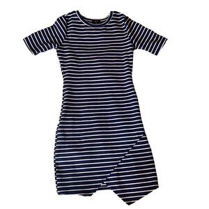IRIS Striped Short Sleeve Sexy Bodycon Dress Asymmetric Hem Crew Neck Sz M 250B